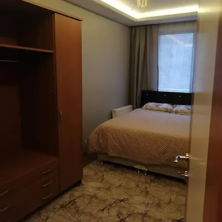Apartment Turk Line 1
